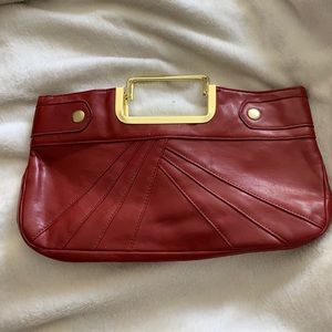 Red clutch